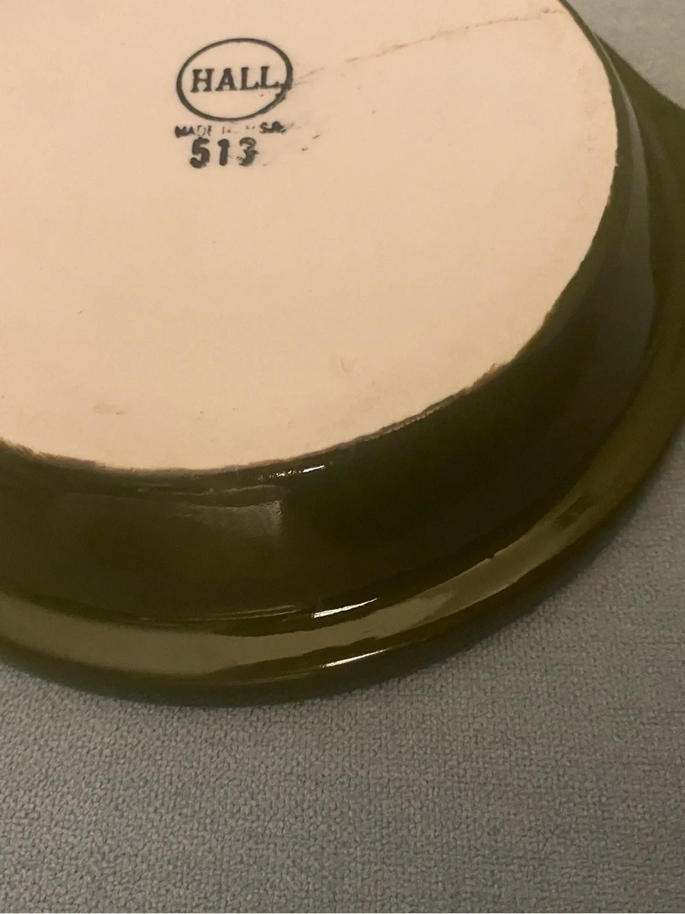 Vintage Hall China Co. 513 Au Gratin Baking Dish Olive Green White USA